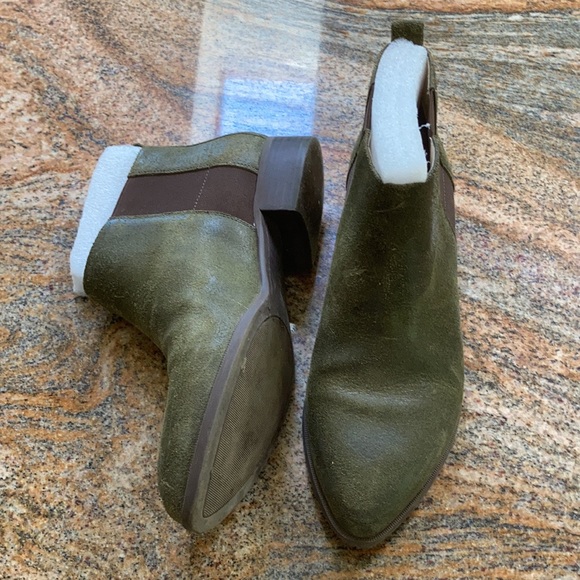 Like New Nine West Suede ankle boots Womens US 9M - Picture 2 of 7